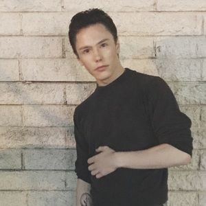 Meet your Posher, Henry